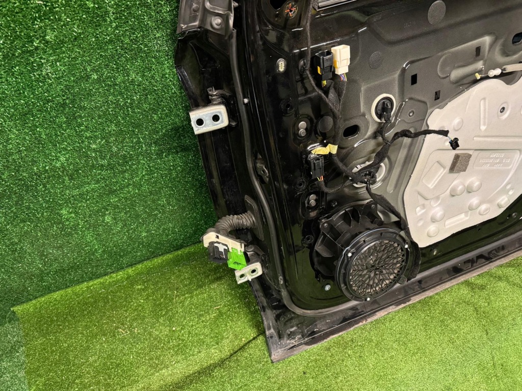 Купити Двері праве перед передні citroen ds7