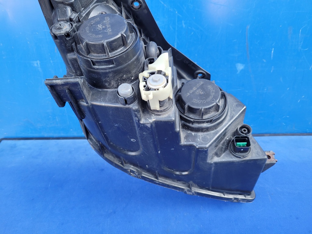 фото №11, Лампа левая перед передняя i30 i 2006-2008 europa