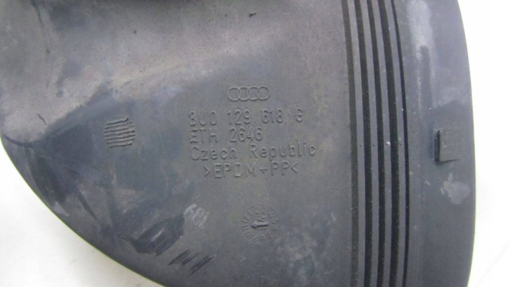 фото №3, Audi q3 8u 2.0 труба воздухозаборник воздуха 8u0129618g