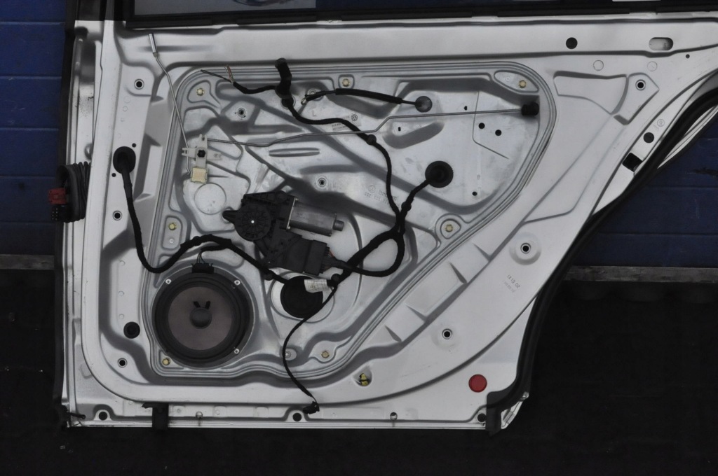 фото №7, Skoda superb i дверь правый задняя задние sedan