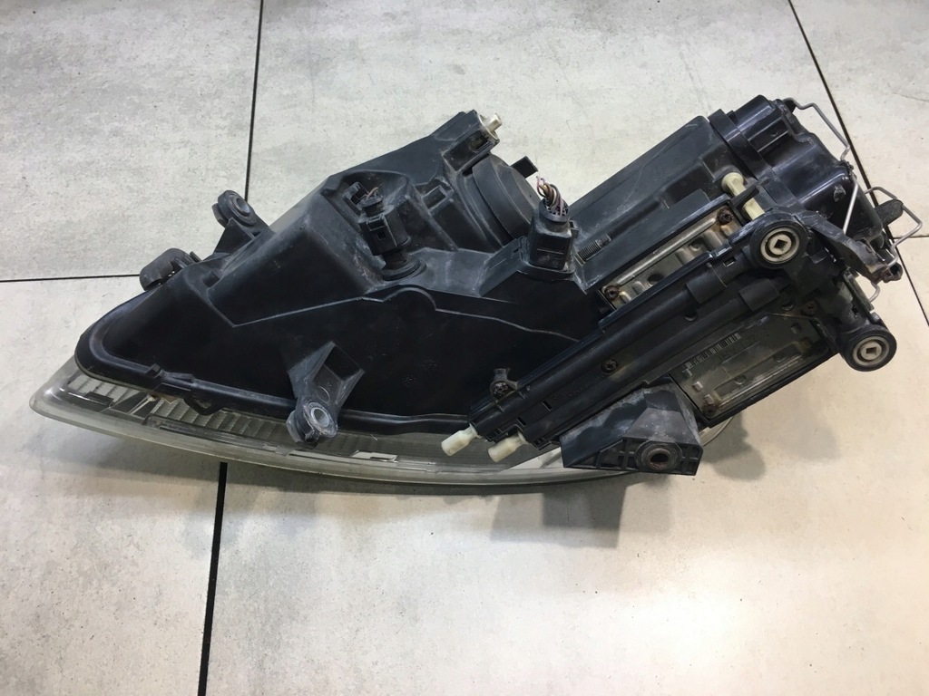 фото №6, Лампа правый перед vw phaeton 3d1941016h