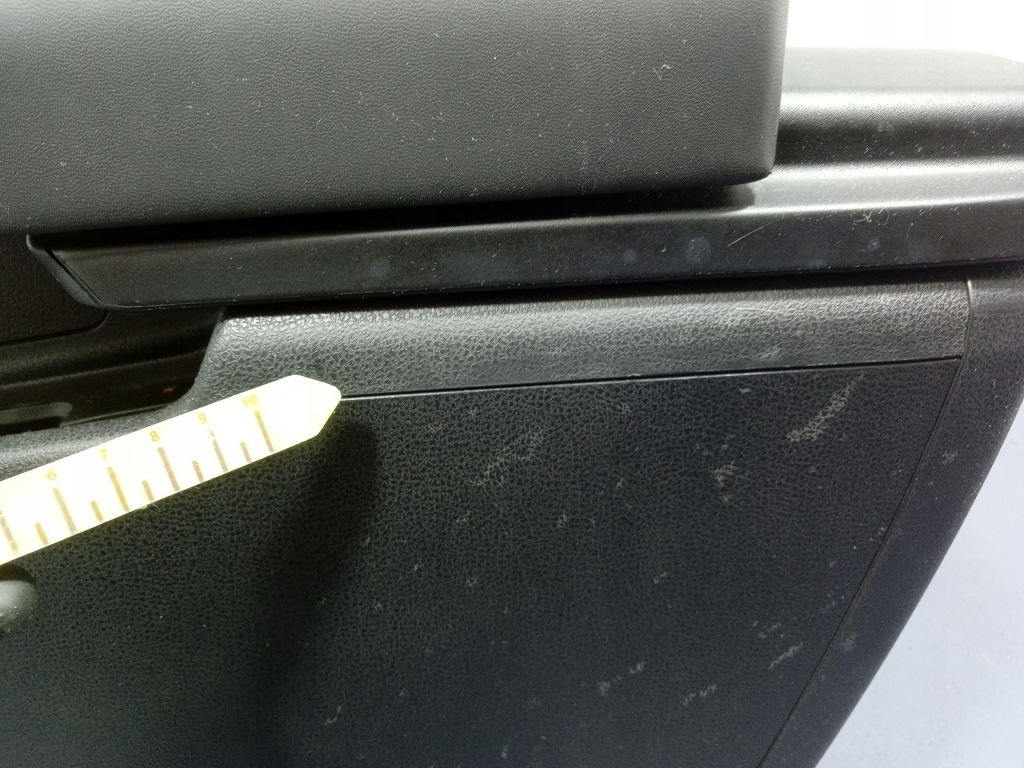 Nissan qashqai i j10 06- тунель середній підлокітник шкіра Зі Шроту