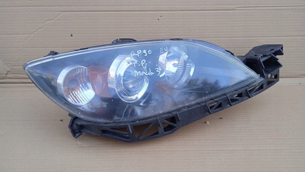 фото №1, Mazda 3 bk лампа перед правая линза eu