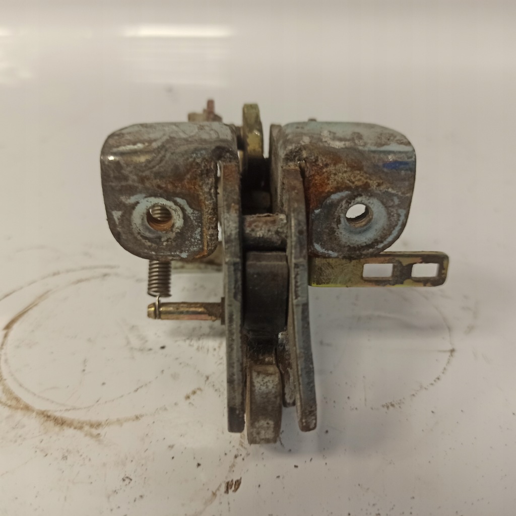 фото №5, Mercedes w638 vito замок крышки задняя a6387430335