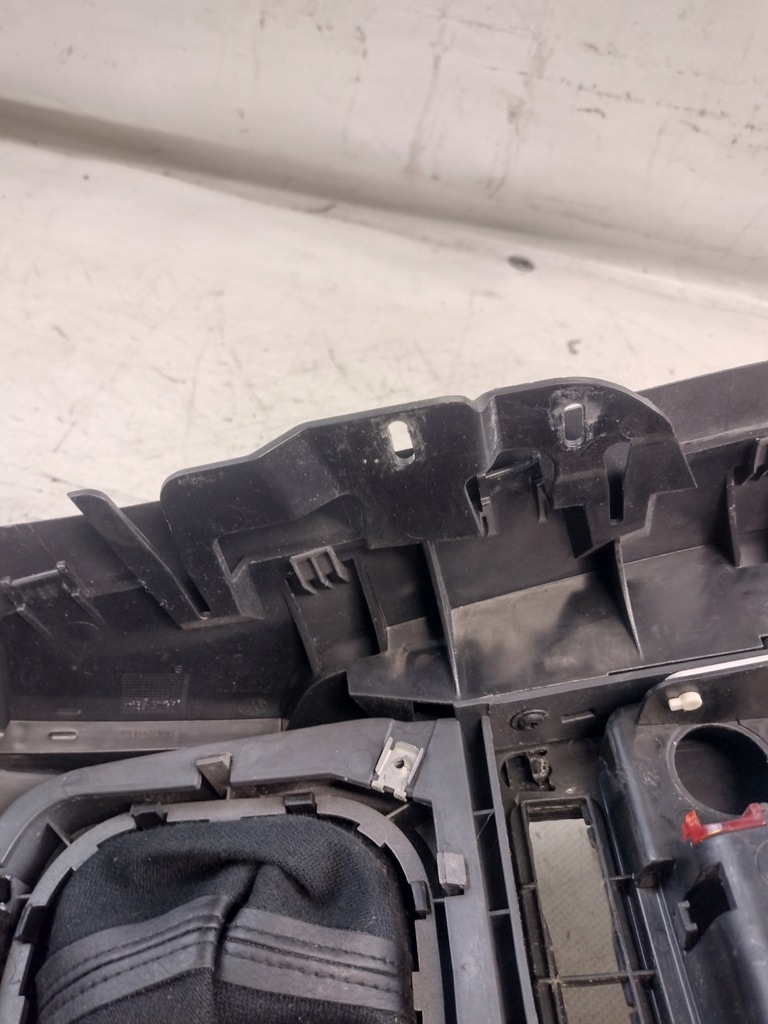 фото №14, Тунель середній оригінальний номер 1k0863243a volkswagen golf v 1.6b 06r.