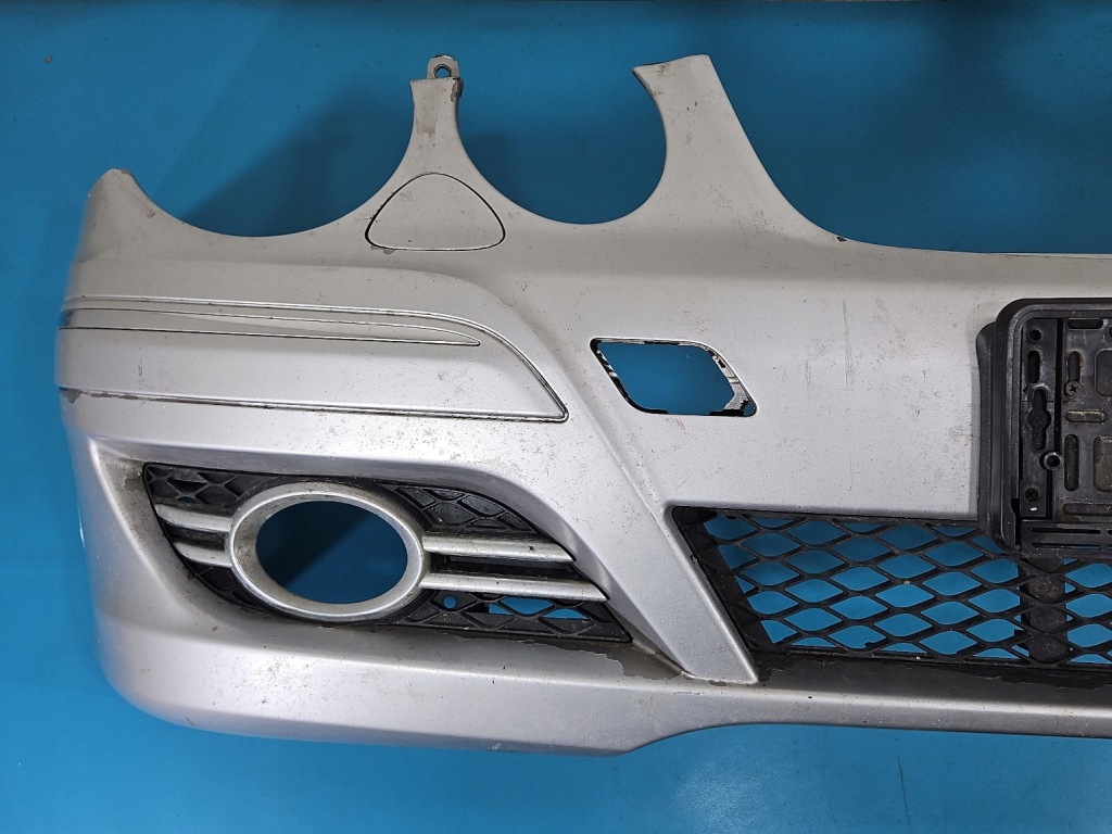 фото №12, Бампер перед mercedes w211 02-06 серебристый 744