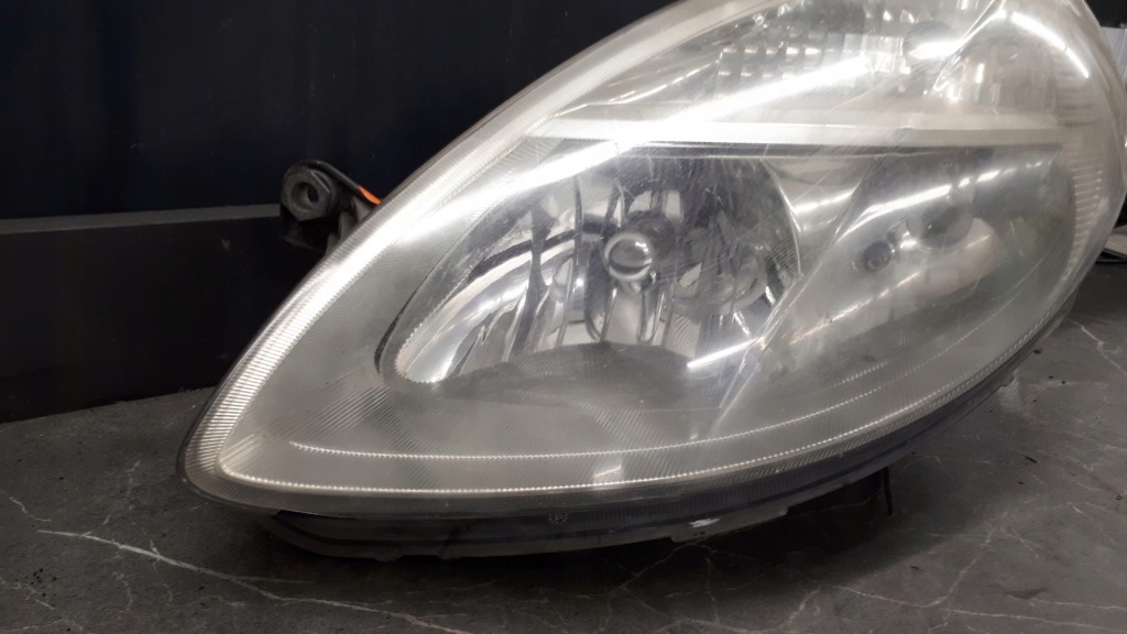 фото №2, Фара левый lancia musa hella