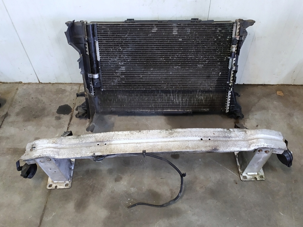 фото №1, Набор радиатор балка pas передний audi a4 b8 a5 8k080733b