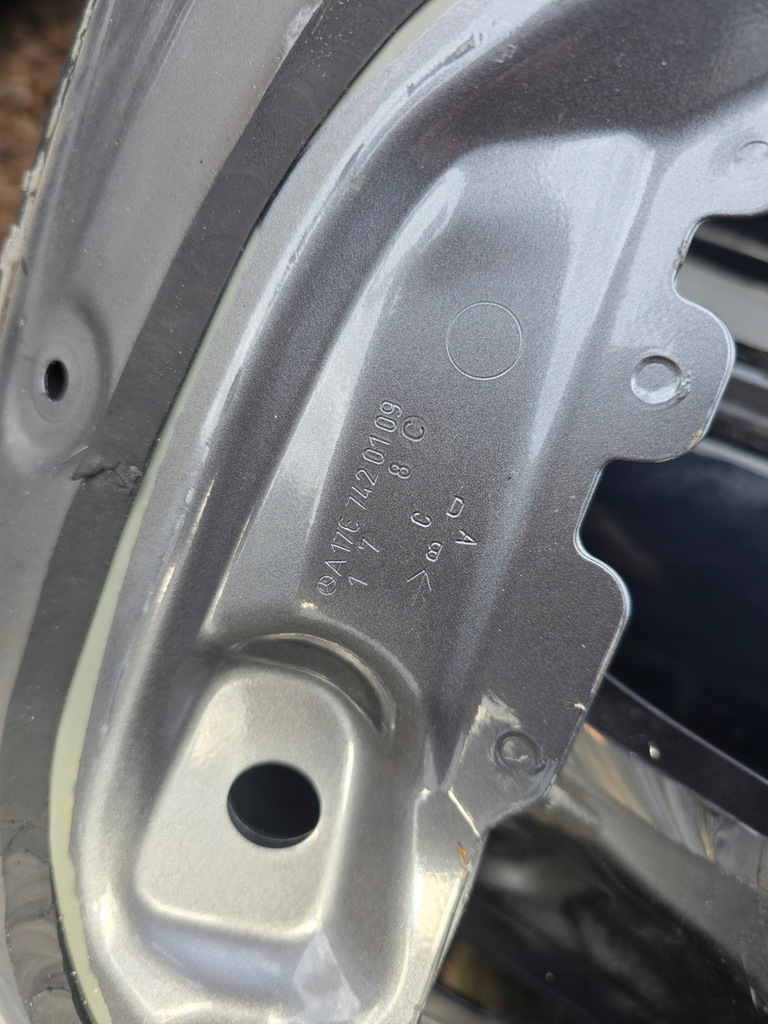 фото №7, Mercedes a klasa w176 крышка багажника крышка багажника a1767420109
