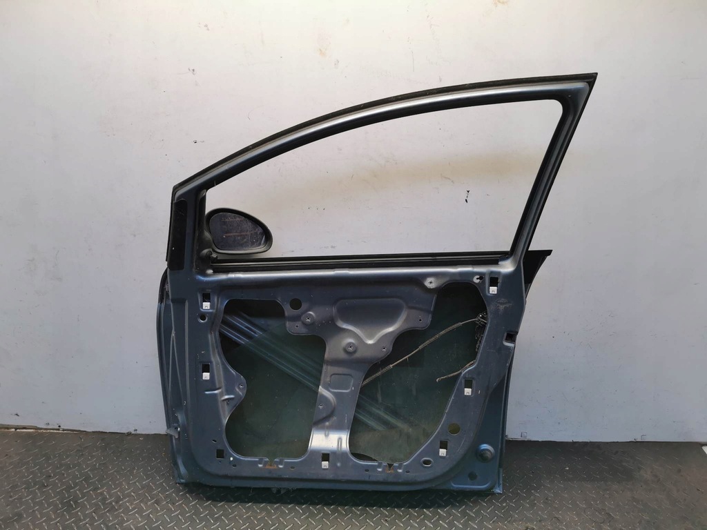 фото №7, Двері правий перед seat altea код лакофарбового покриття lz5c