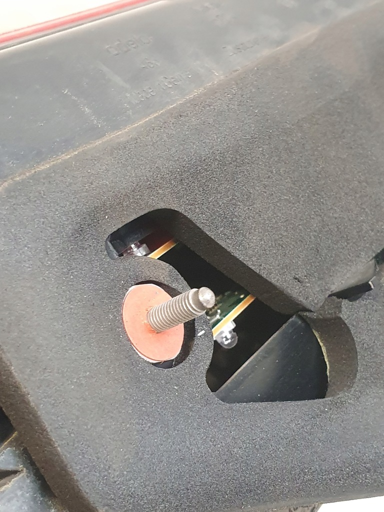 Фара led правая  задний оригинальный номер a2129066901 mercedes w212 11r. седан Цена