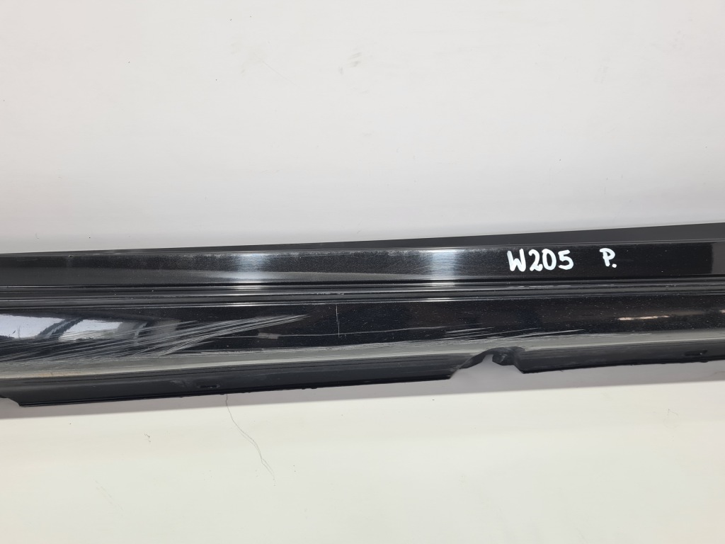 Mercedes c-klasa w205 порог накладка  порог правая 197 a205690xx40 Оригинал