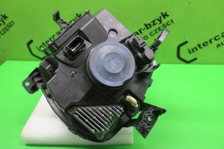 Renault twingo 3 2016 2017 2018 2019 рестайлинг  фара led фара передняя Цена