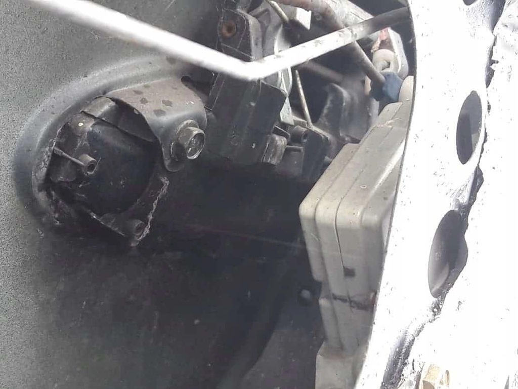 фото №11, Nissan maxima v qx a33 дверь правый задняя задние 99-04