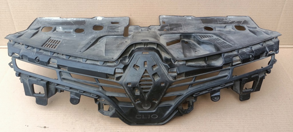 Решітка радіатора підсилювач бампера renault clio iv 4 12-15r. 622563184r Ціна