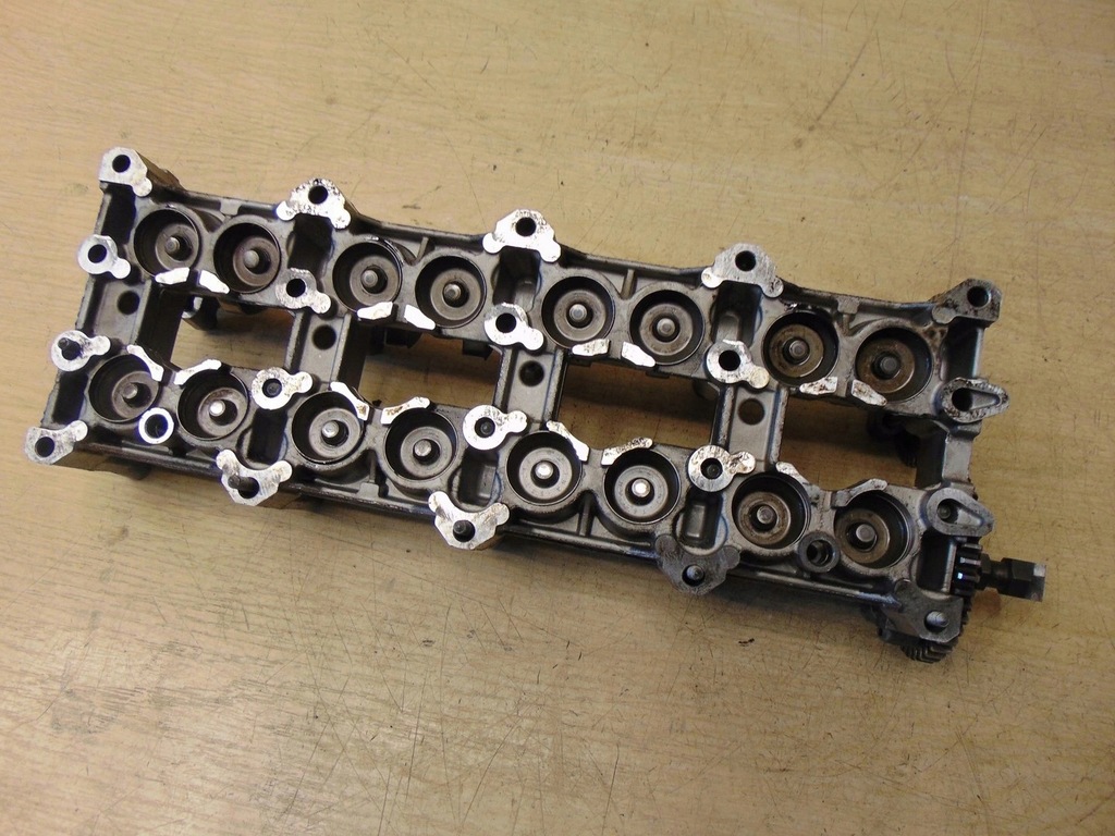 фото №8, Валы распределительного вала основание mercedes 2.2 cdi