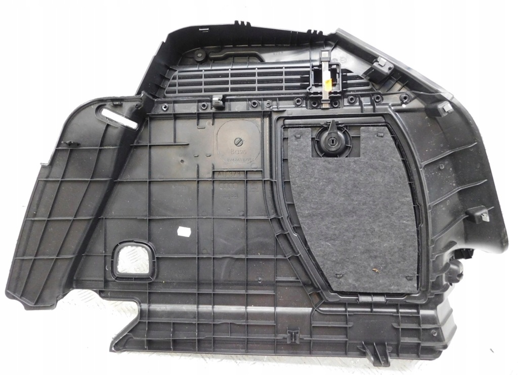 фото №9, Обшивки молдинг багажника audi a3 8v lift sportback