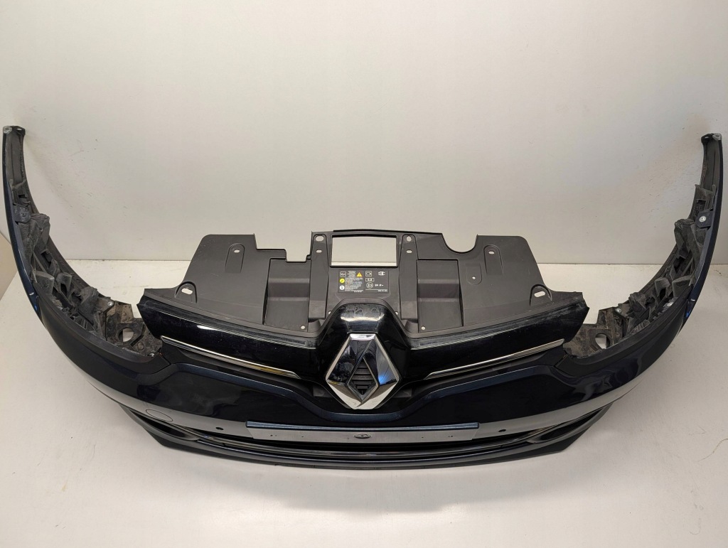 Бампер перед renault megane 3 рестайлинг  2013-2016 Оригинал