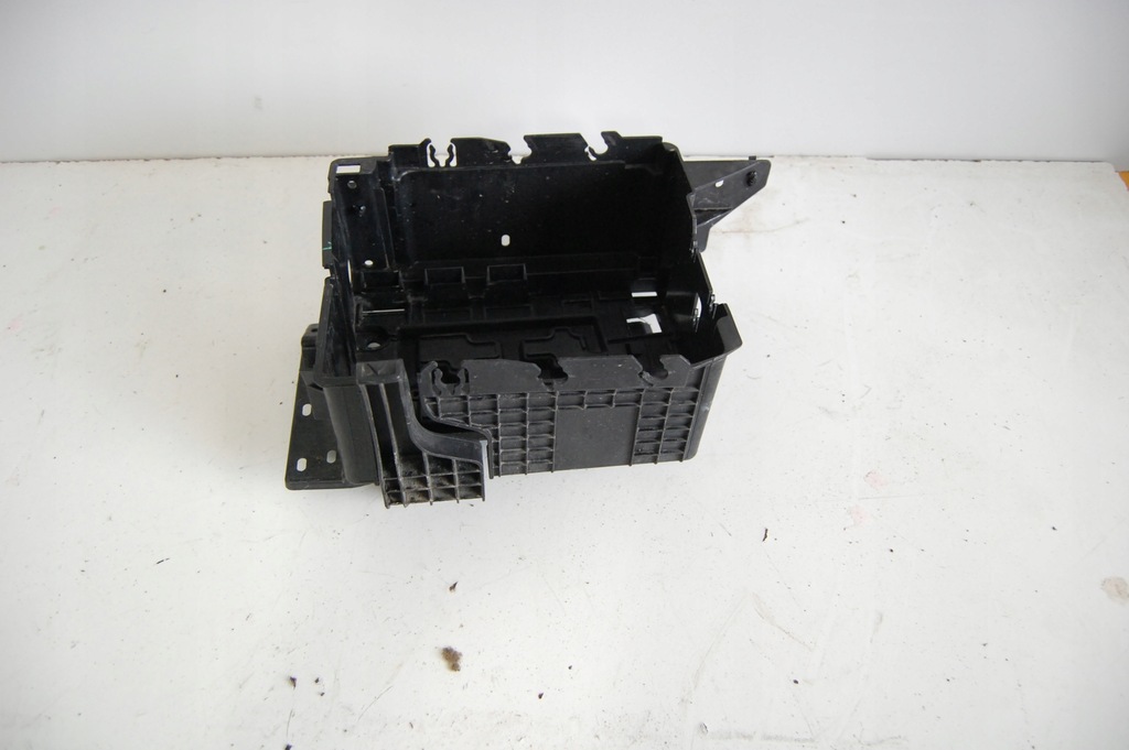 фото №4, C3 picasso корпус акумулятор основа