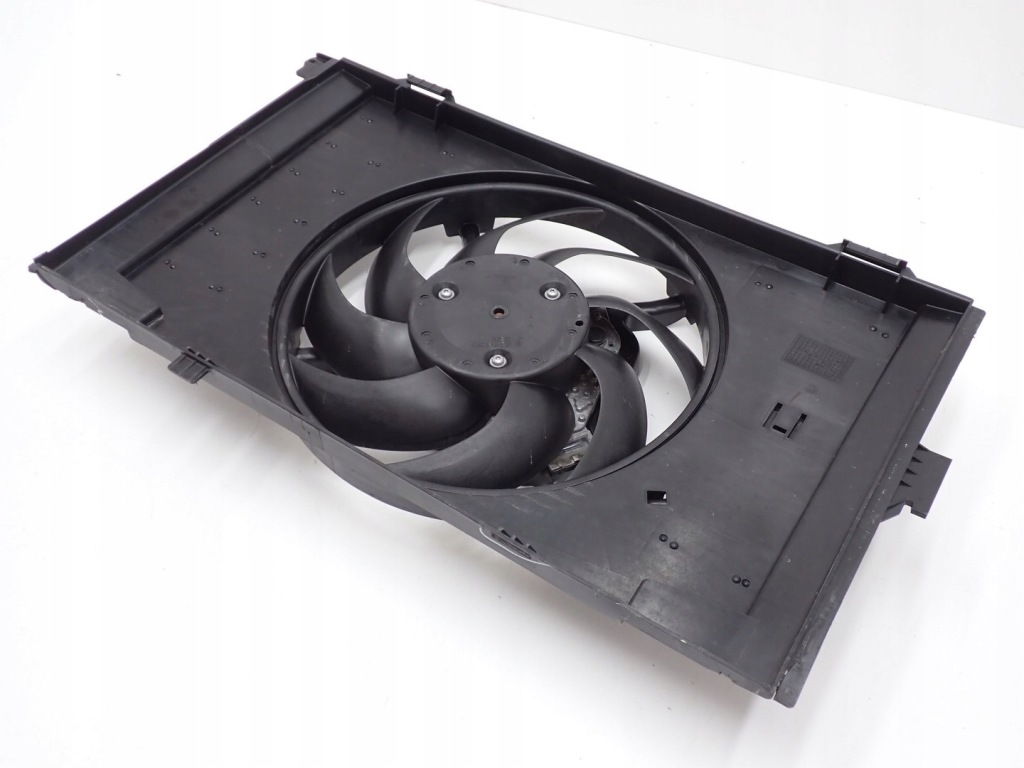 фото №3, Корпус вентилятора вентилятор оригинал bmw i3 21r