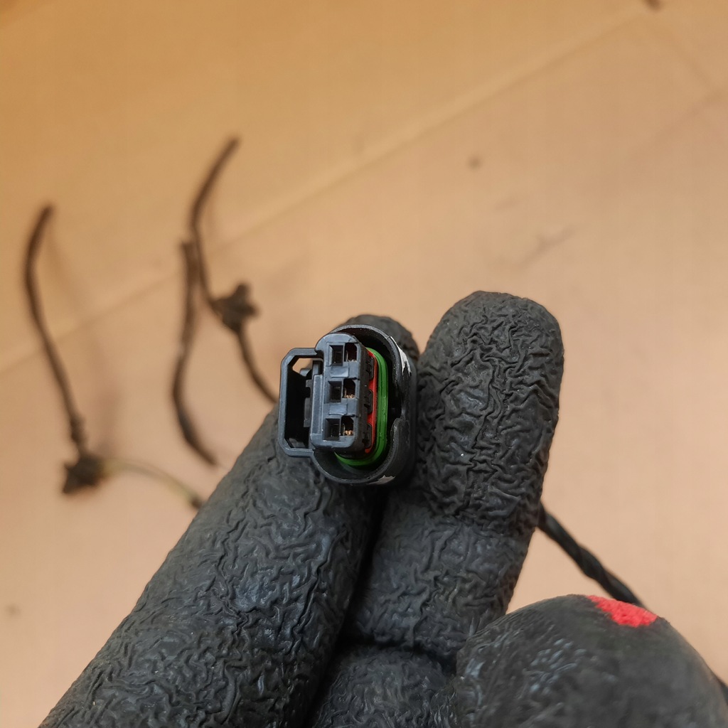 фото №7, Range rover evoque sd4 колодка штекер датчика pdc