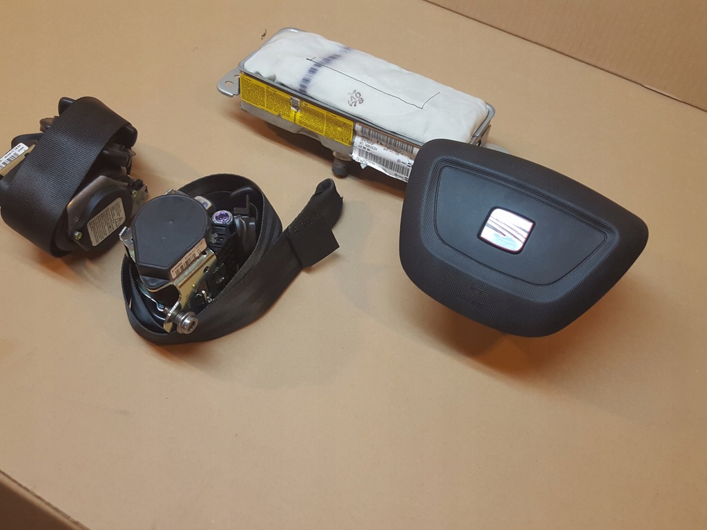 фото №12, Seat ibiza 4 iv консоль приборная панель приборная панель 2подушка безопасности 2ремни