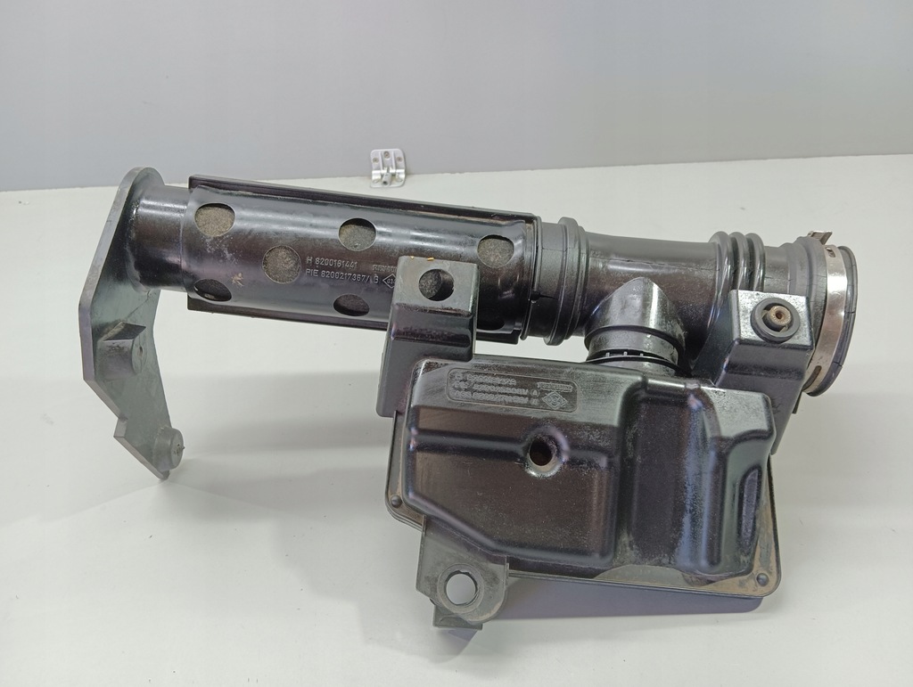 фото №1, Труба воздуха резонатор renault espace iv 3.5b 8200181429