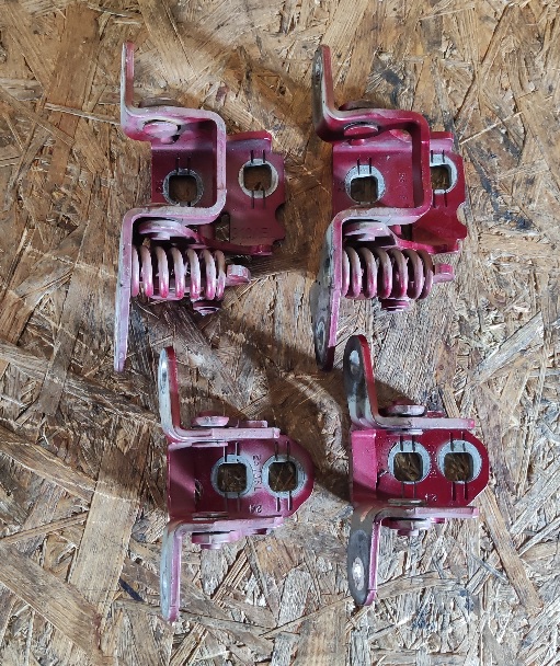 фото №1, Петли дверь левый перед chrysler sebring 06 - 12