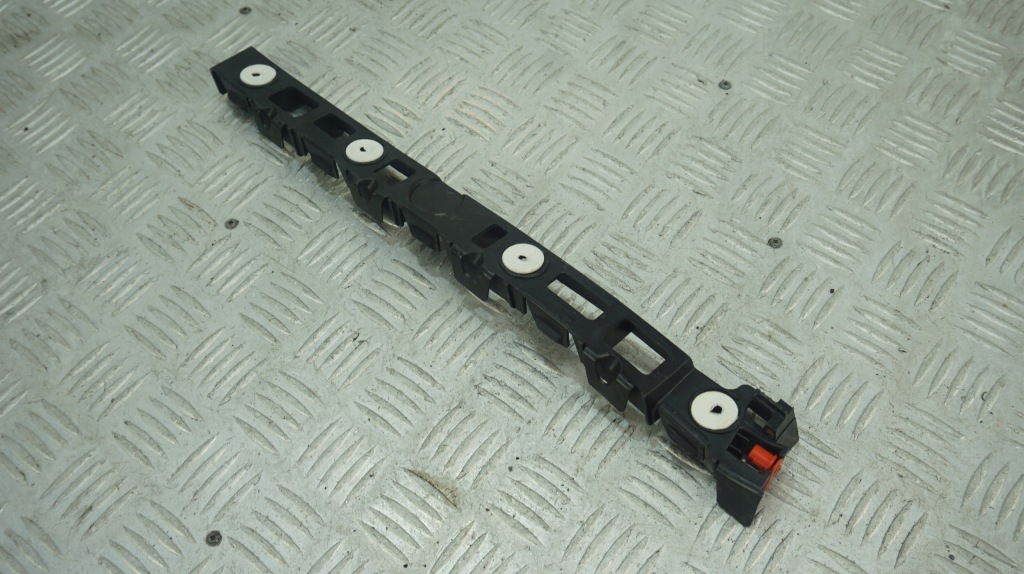 фото №1, Opel insignia a направляющая бампера правый задняя