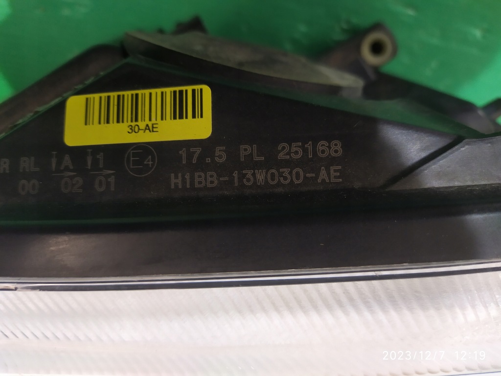 фото №9, Лампа лівий перед ford fiesta mk8 h1bb-13w030