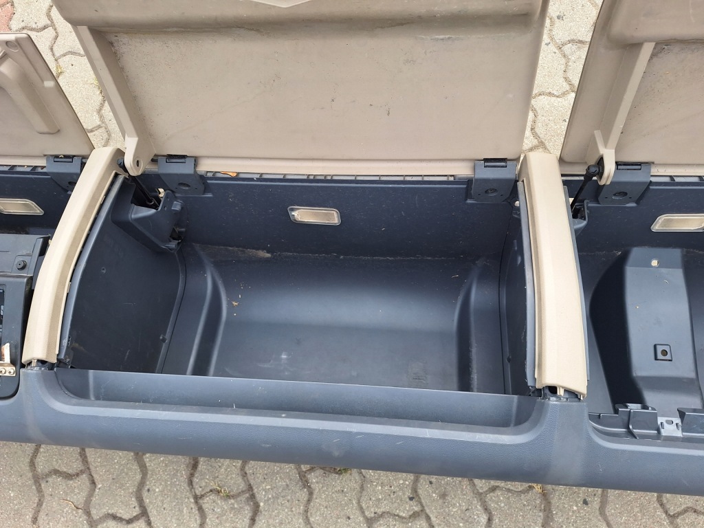 фото №3, Консоль полиця бардачок верхній кабіни scania r g p