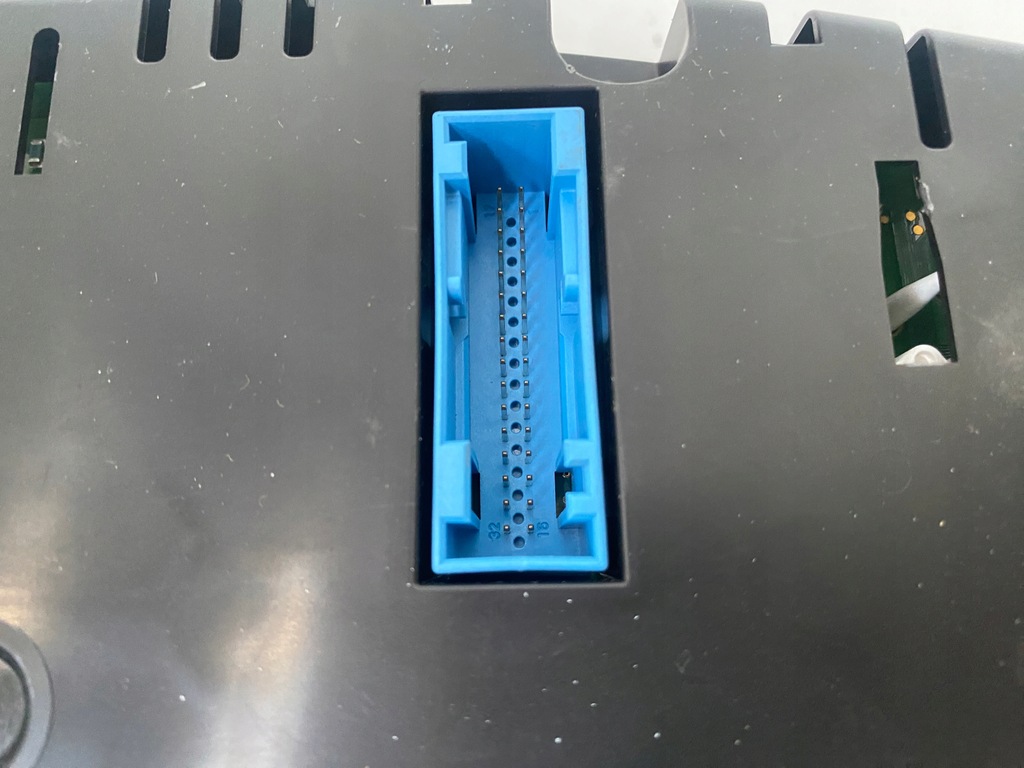 фото №9, Vw caddy iii 1.6 tdi лічильник прилади 2k0920875e