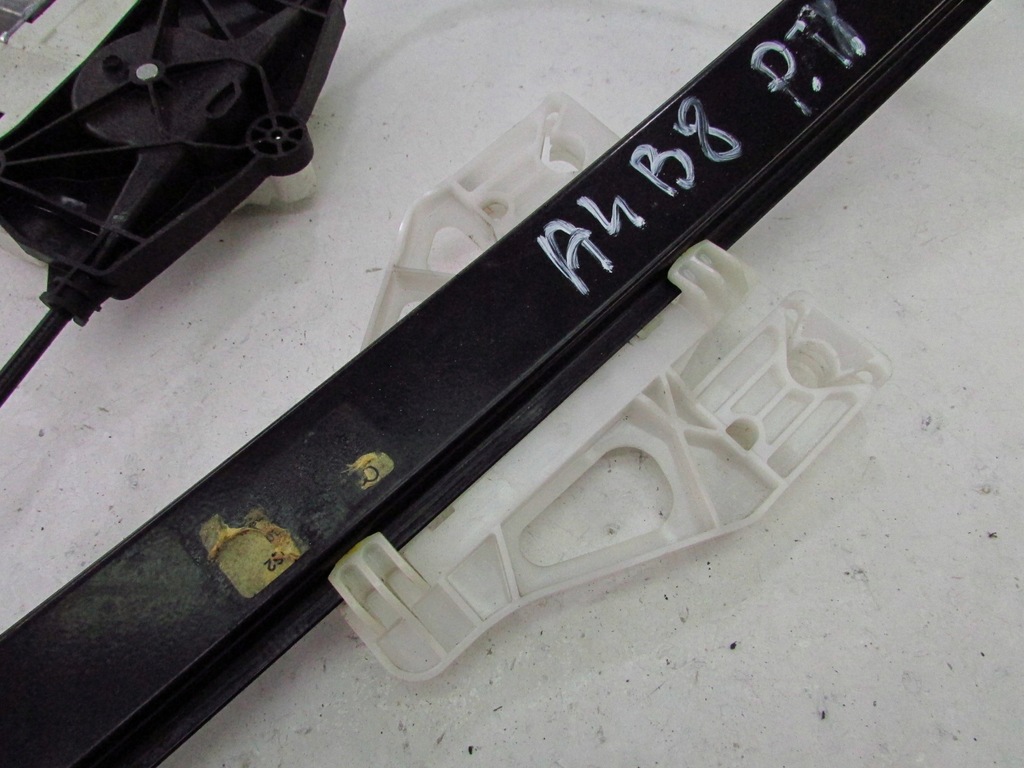 фото №8, Audi a4 b8 механизм стекло правый задняя europa