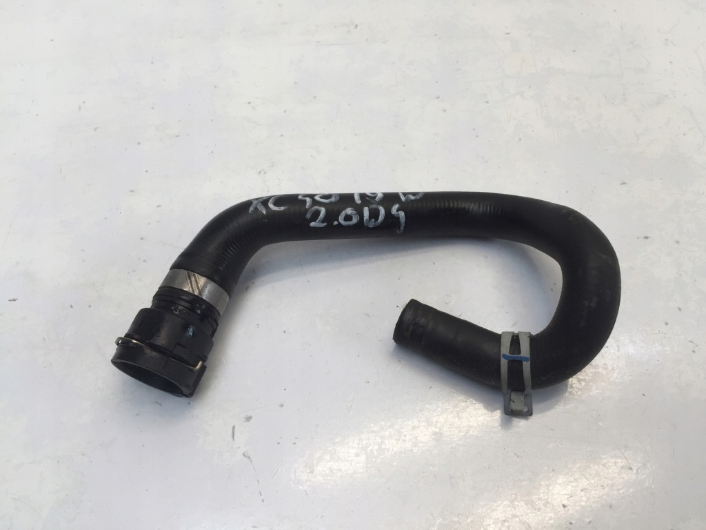 Купить Volvo xc40 2.0 d4 труба пабтрубок  шланг воды 32203162