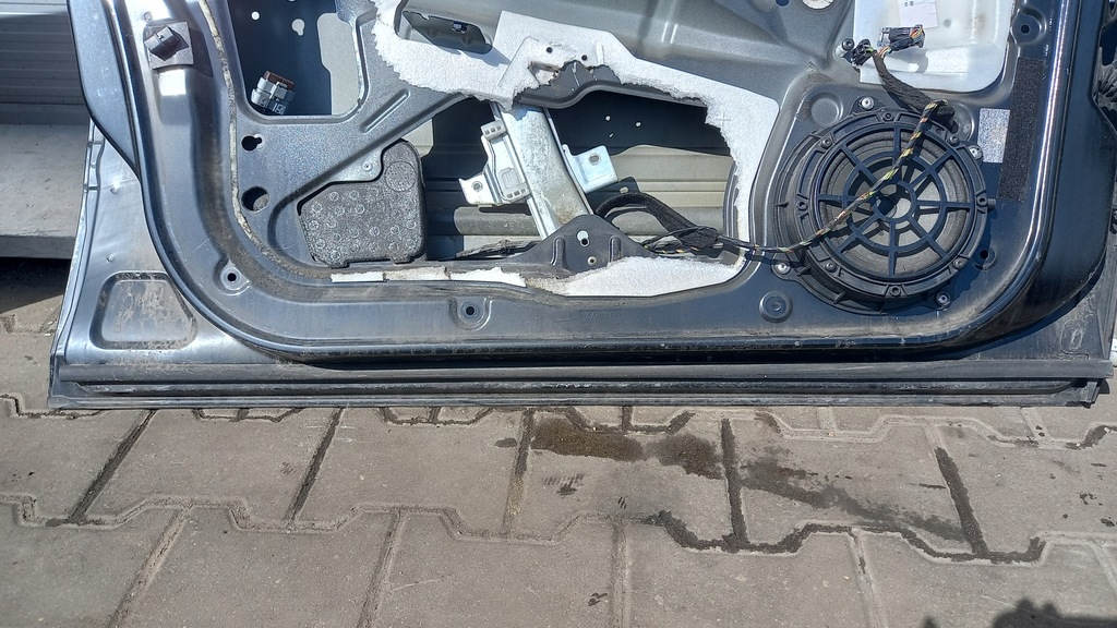 фото №11, Двері ліва перед peugeot 407 06r sedan