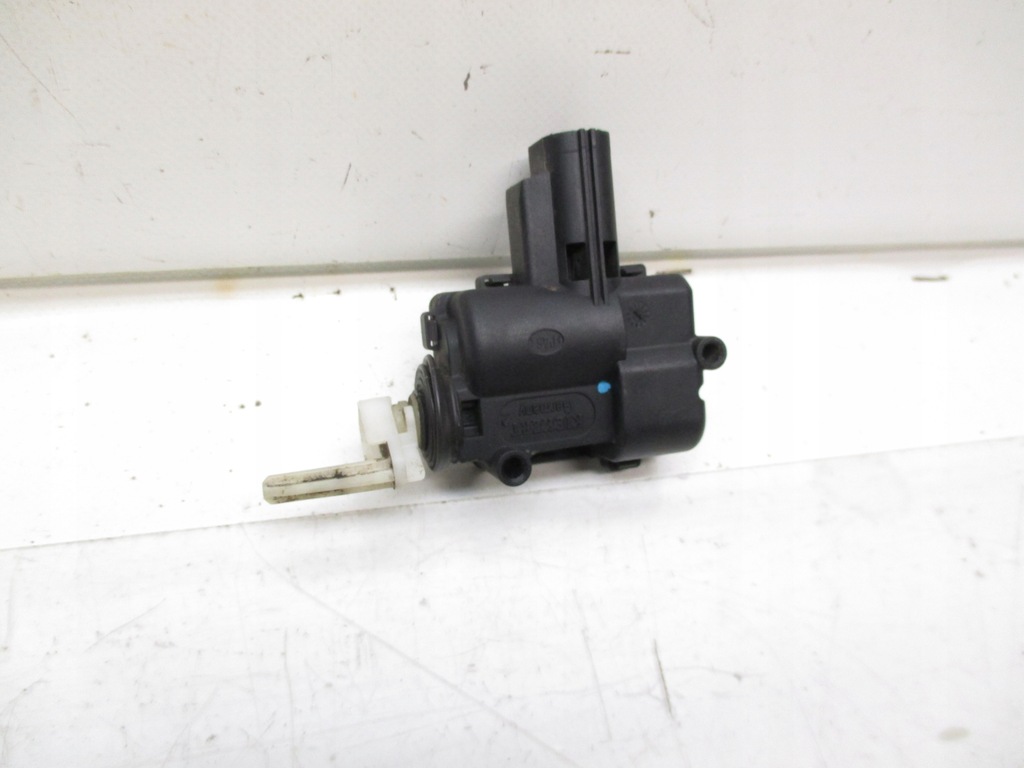 фото №1, Привод крышка заливной топлива ford focus mk2