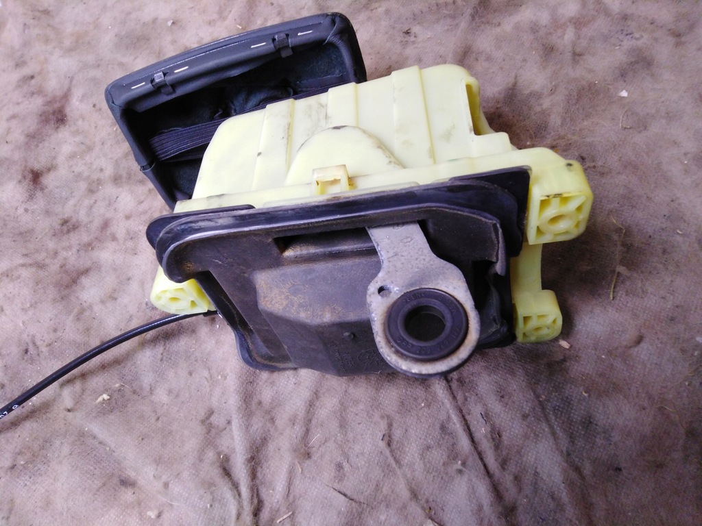 фото №12, Mercedes c w204 вибірник перемикання передач автоматична коробка передач трос