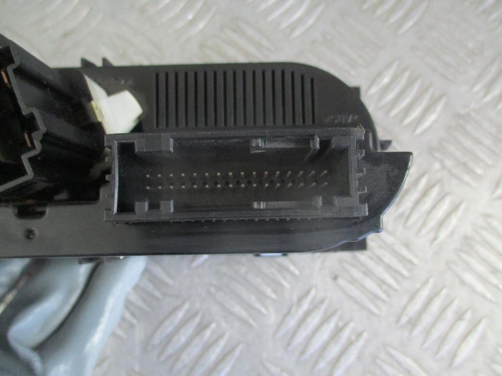 фото №7, Панель повітровід vw sharan 00-10r 7m3907049c