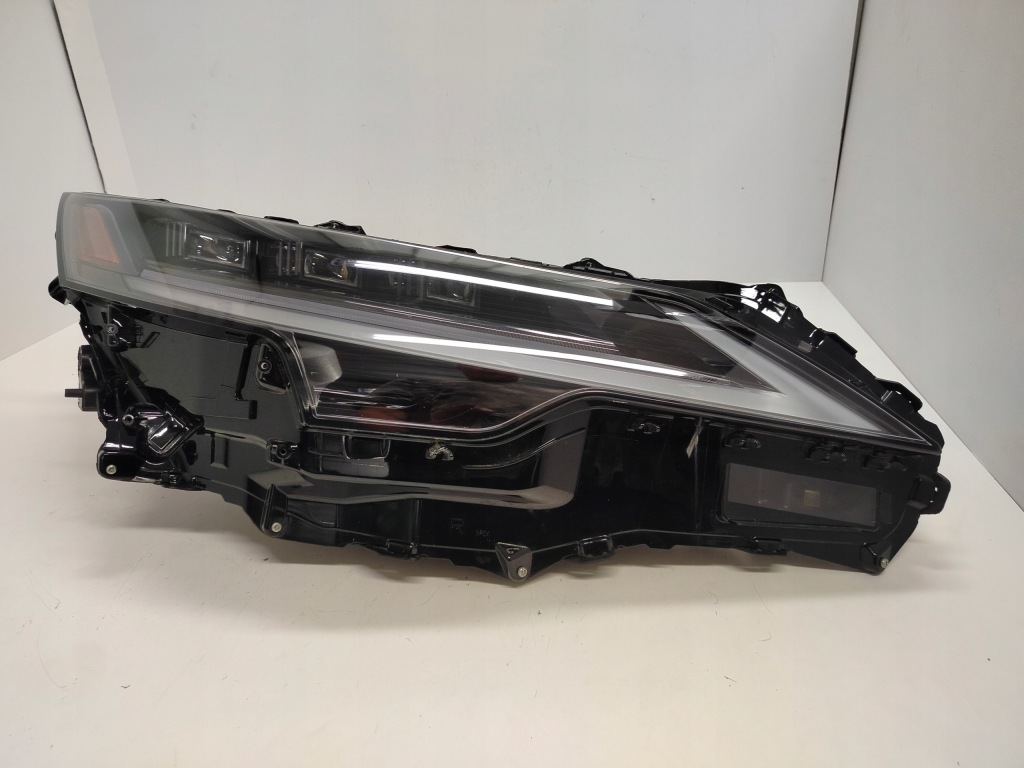 Lexus rx v full led лампа правая Оригинал