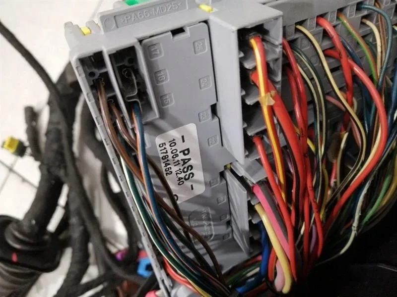 фото №8, Maserati quattroporte m139 джгут трубопровід двигуна 270730 джгут трубопровід