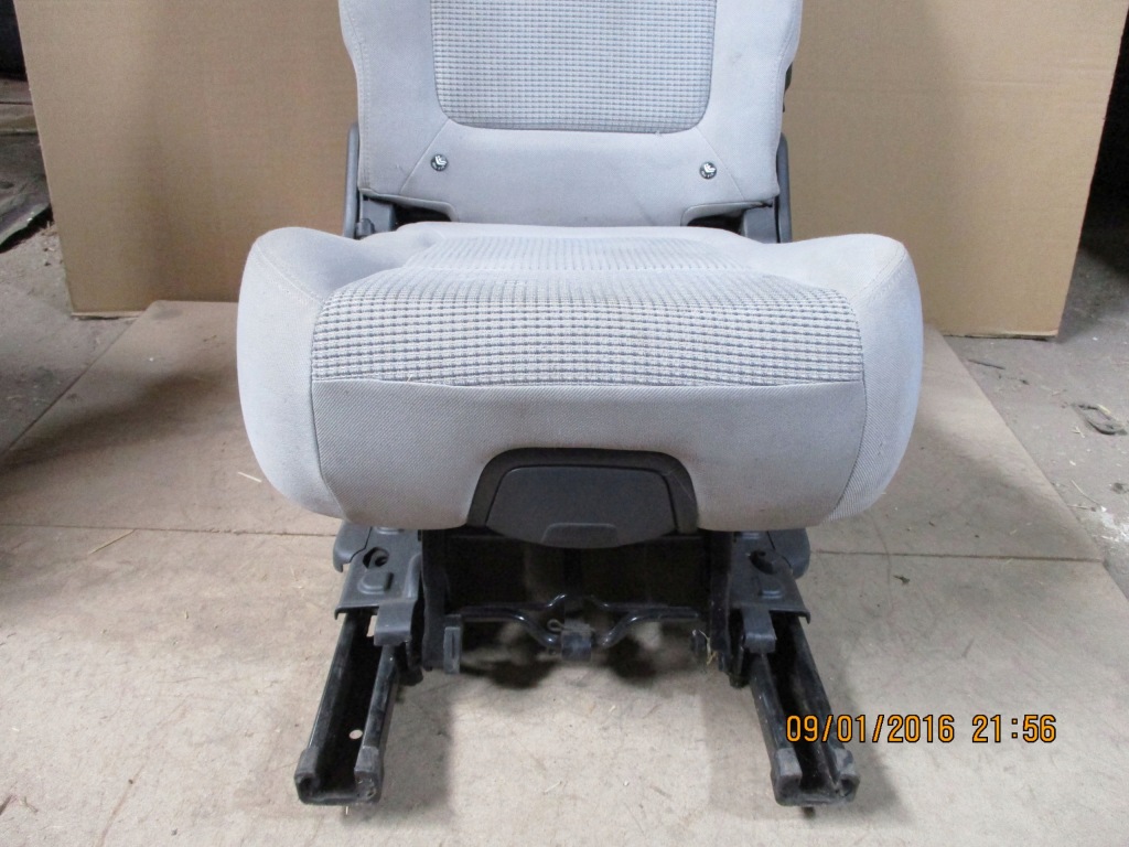 фото №3, Сиденье левый задняя peugeot 5008