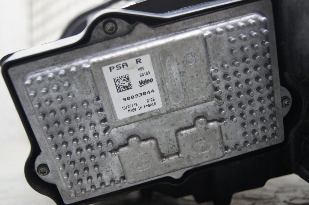 Лампа правая led 3008 ii Доставка