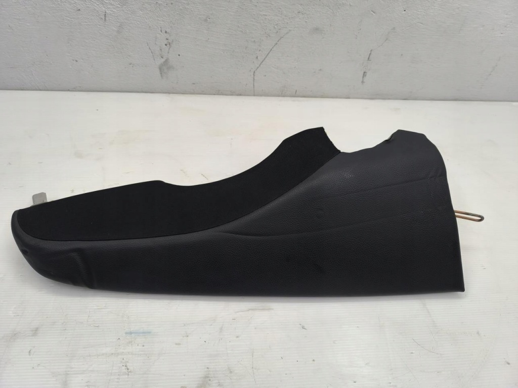 фото №1, Спинка обшивка сиденье правый mercedes w204 lift sedan