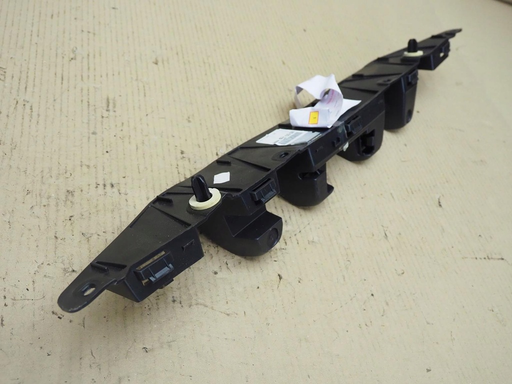 фото №9, Напрямна бампера задня renault zoe 850321348r