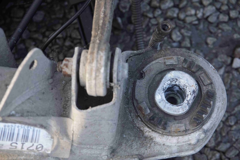 Подвеска задний  подрамник дифференциал приводной вал рычаг mercedes sl r230 Недорого