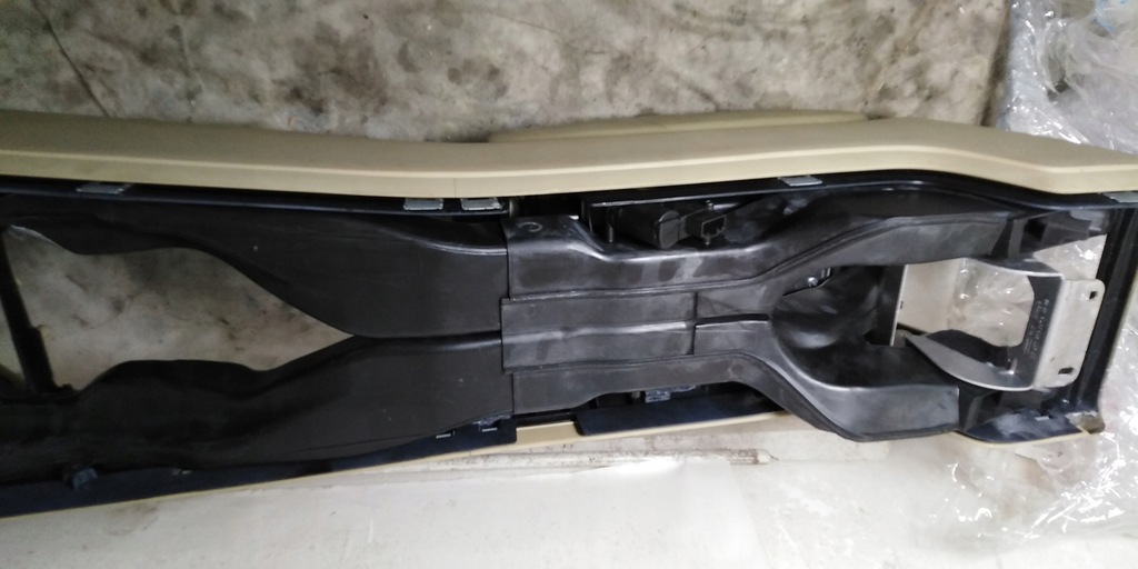 фото №9, Audi a8 d3 підлокітник тунель середній 03r