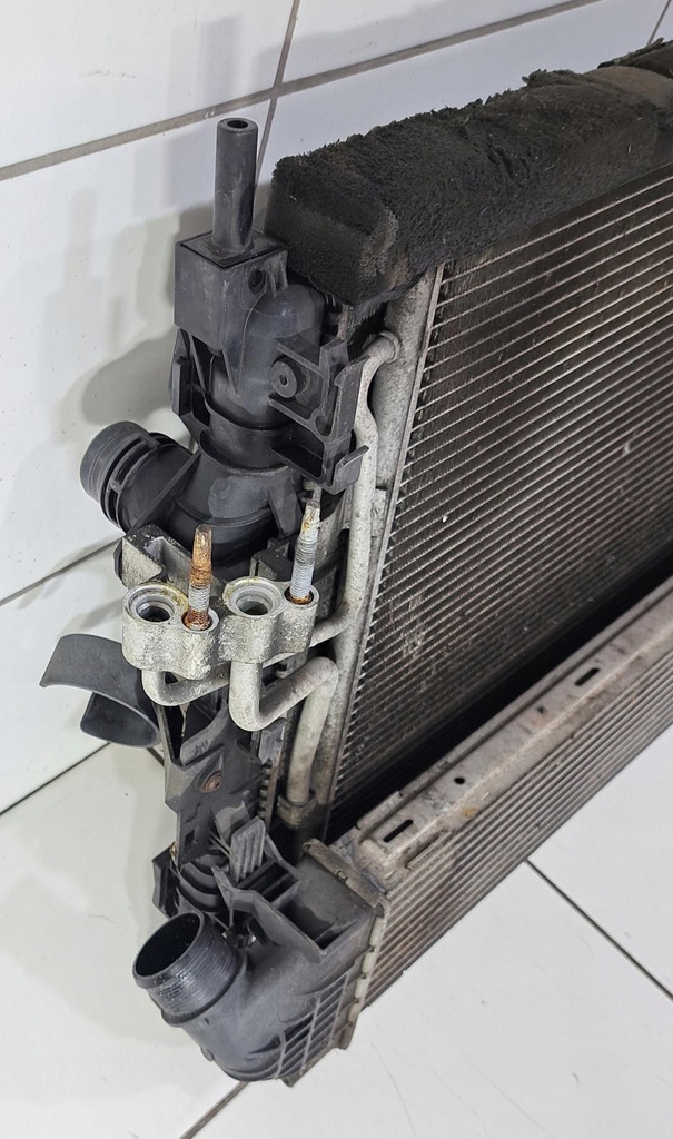 фото №7, Ford kuga mk1 2.0tdci радиатор + вентилятор комплект