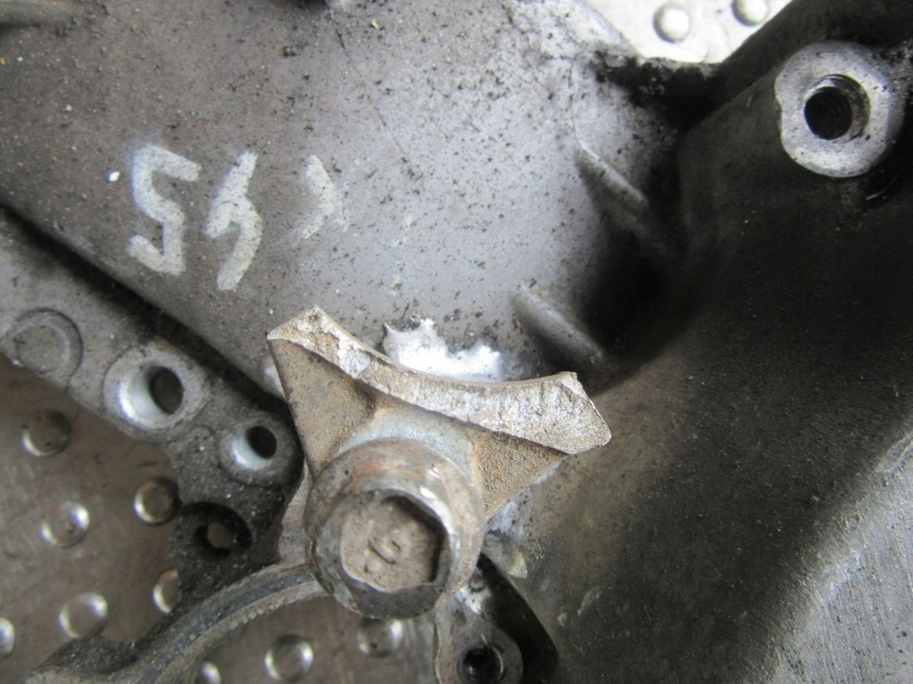 фото №5, Infiniti fx45 4.5i 2005 защита корпус распределительного вала