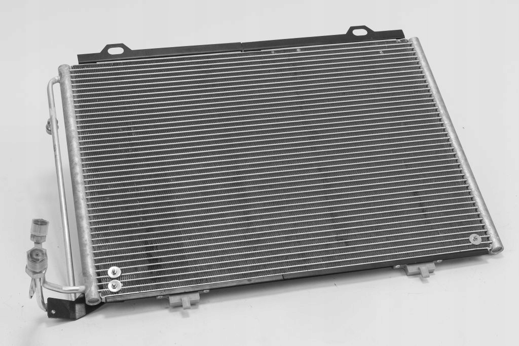 фото №1, Радиатор кондиционера mercedes clk c208 a208 nowa