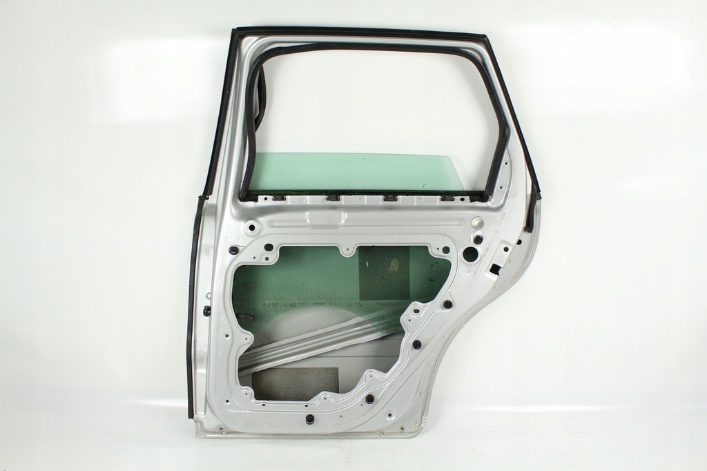 фото №6, Двері правий задня volvo v50 i 04-12